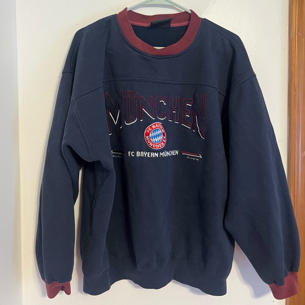 Nutmeg FC Bayern Munich Vintage Sweatshirt